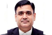 जिला अदालत के विशेष न्यायाधीश की बैडमिंटन खेलते समय दिल का दौरा पड़ने से मौत