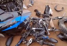 सड़क हादसे में बाइक सवार की दर्दनाक मौत, टुकड़े-टुकड़े हुई बाइक