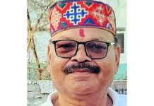 फोटो खिंचवाने के कुछ पल बाद व्यापारी की हार्ट अटैक से मौत