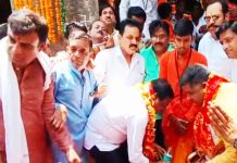 मंदिर में बर्बरता: पुजारियों से बदसलूकी, BJP विधायक पुत्र पर गंभीर आरोप